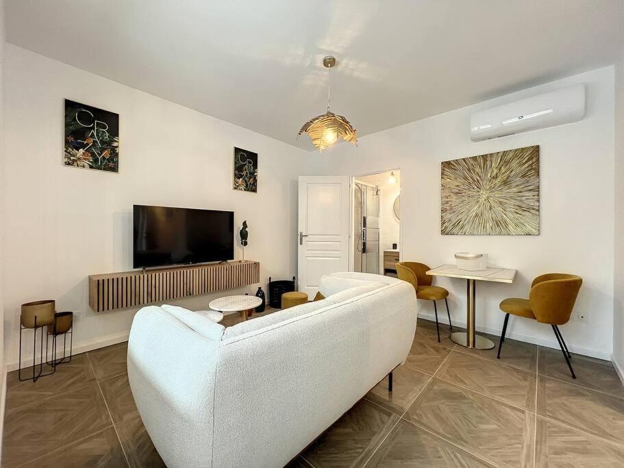 דירות Boujan-sur-Libron Loft Raffine Et Chic Au Calme Proche Du Centre De Beziers Et Des Plages מראה חיצוני תמונה