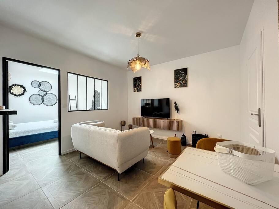 דירות Boujan-sur-Libron Loft Raffine Et Chic Au Calme Proche Du Centre De Beziers Et Des Plages מראה חיצוני תמונה